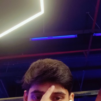 1000447596